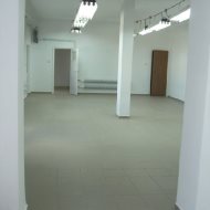 Hala na wynajem